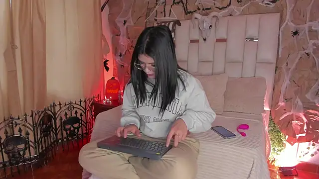 Jade Nmm online show from October 31, 12:06 pm