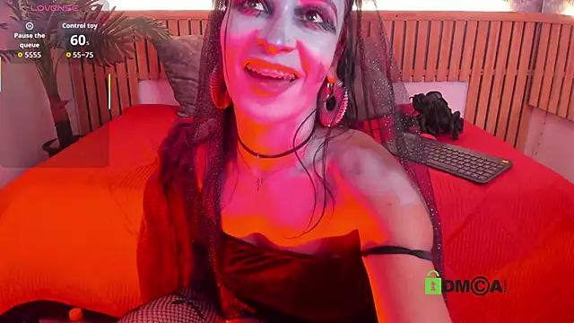 Snapshot of princequinn_ chatting on September 26, 8:35 pm princequinn online show from September 26, 8:35 pm