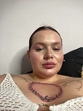 Snapshot of Nata102 chatting on October 12, 1:43 pm Nata102 online show from October 12, 1:43 pm