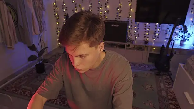 RusBradPitt online show from September 24, 10:18 am