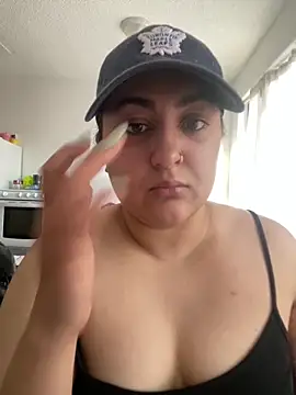 Snapshot of inked_nekoo chatting on December 1, 2:44 pm inked nekoo online show from December 1, 2:44 pm