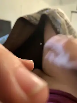 Snapshot of Allinside666 chatting on November 19, 6:41 pm Allinside666 online show from November 19, 6:41 pm