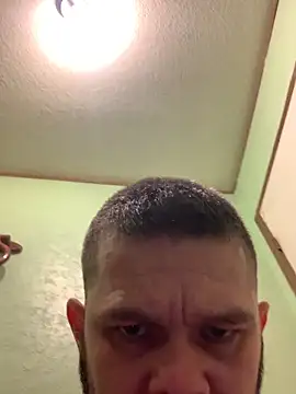 Snapshot of Allinside666 chatting on December 2, 11:04 am Allinside666 online show from December 2, 11:04 am