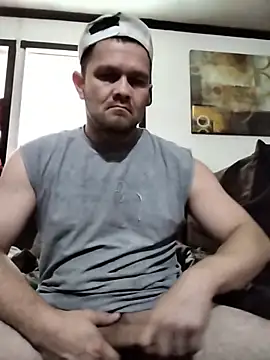 Snapshot of Allinside666 chatting on December 14, 9:52 pm Allinside666 online show from December 14, 9:52 pm