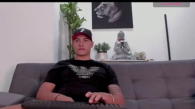 Snapshot of StephanMyers chatting on September 15, 7:25 pm StephanMyers online show from September 15, 7:25 pm