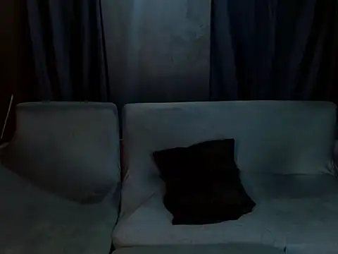 Snapshot of hugesignificant_69 chatting on September 17, 11:39 pm hugesignificant 69 online show from September 17, 11:39 pm