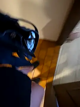 bigdicksklave online show from February 27, 10:04 am