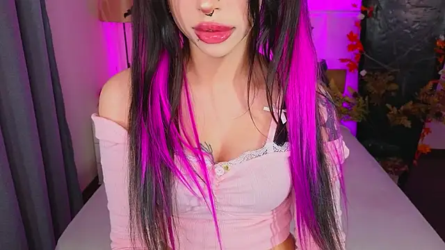 venomeowww   online show from October 27, 2:04 am