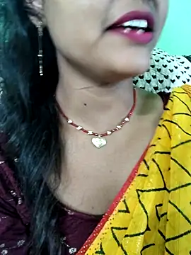 AnanyaKapoor89 online show from November 30, 7:23 am