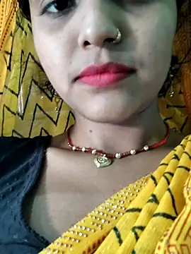 AnanyaKapoor89 online show from December 2, 10:53 am