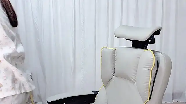 Dec-7758 online show from October 27, 7:23 am