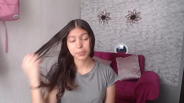 Snapshot of Evagirl69 chatting on November 12, 6:19 pm Evagirl69 online show from November 12, 6:19 pm