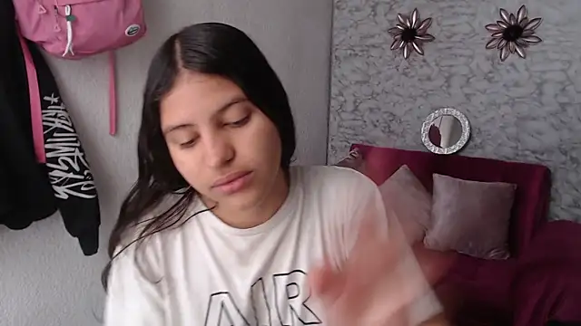 Snapshot of Evagirl69 chatting on November 24, 12:27 pm Evagirl69 online show from November 24, 12:27 pm