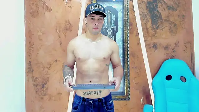 Snapshot of Jeff_Brunno_ chatting on November 19, 11:27 pm Jeff Brunno online show from November 19, 11:27 pm