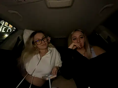 DivineDesireDuo online show from November 25, 8:09 pm