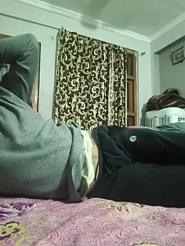 vardh033 online show from February 14, 5:21 pm