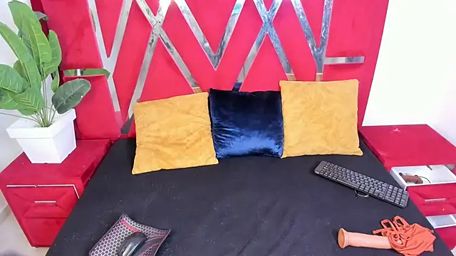 naisasm online show from October 8, 4:43 am