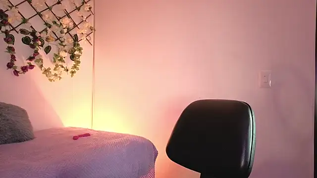 MiaCollinssx online show from September 12, 4:29 pm