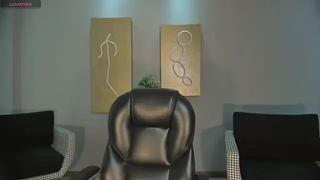 TiffannySins online show from November 14, 4:11 am