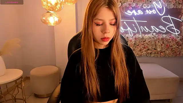 TiffannySins online show from March 1, 11:12 am