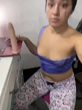 Luciaparker03 online show from February 23, 2:47 pm