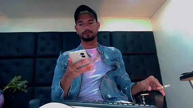 StivBigCock online show from October 14, 2:34 am