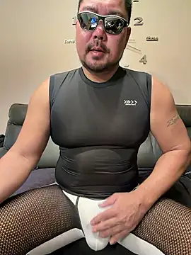 Snapshot of jack_jay0103 chatting on November 16, 6:19 am jack jay0103 online show from November 16, 6:19 am