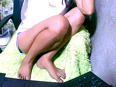 Sweeetgurll online show from September 18, 1:18 am