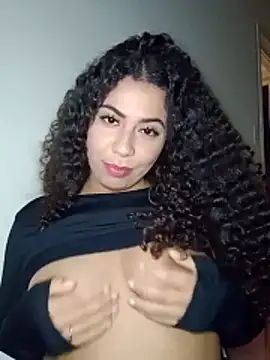 Snapshot of A_maddy chatting on October 28, 10:56 pm A maddy online show from October 28, 10:56 pm