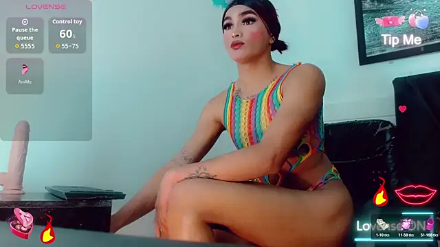 Snapshot of Natasha_clifford chatting on November 22, 11:42 am Natasha clifford online show from November 22, 11:42 am