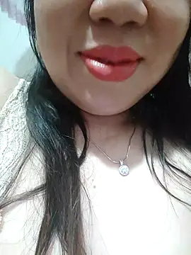 Julyy08 online show from February 22, 7:40 am