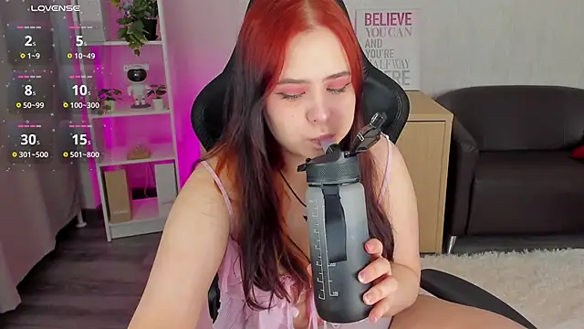 Alis Platt online show from March 27, 1:11 am