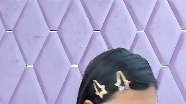 MaskedGirl  online show from October 8, 11:30 am