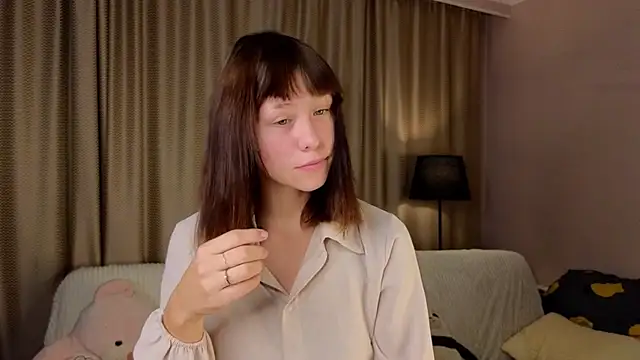 BritniBers online show from September 14, 4:39 pm