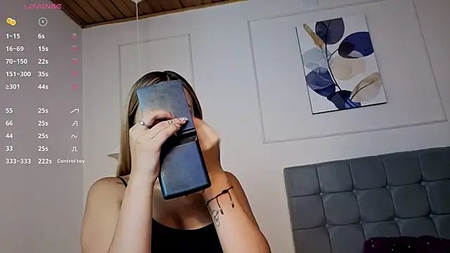 nikolevoshkie  online show from January 13, 8:25 pm