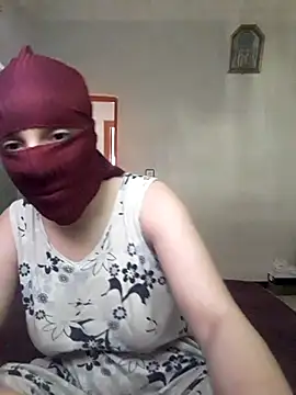 Snapshot of Ahalm chatting on September 20, 11:11 am Ahalm online show from September 20, 11:11 am