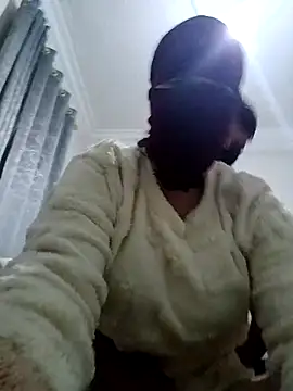 Snapshot of Ahalm chatting on November 15, 10:15 pm Ahalm online show from November 15, 10:15 pm