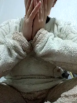 Snapshot of Ahalm chatting on November 28, 9:17 pm Ahalm online show from November 28, 9:17 pm