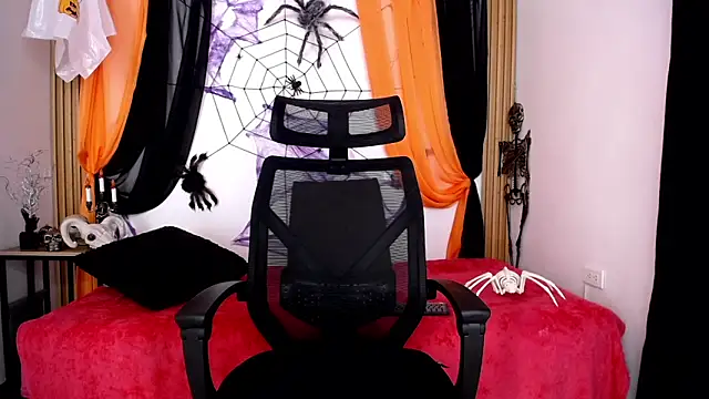 KENDALL ART online show from October 21, 8:09 pm