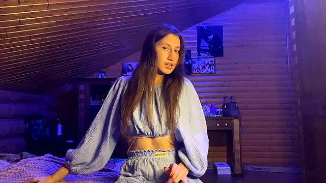 Shyselly online show from September 12, 4:18 pm