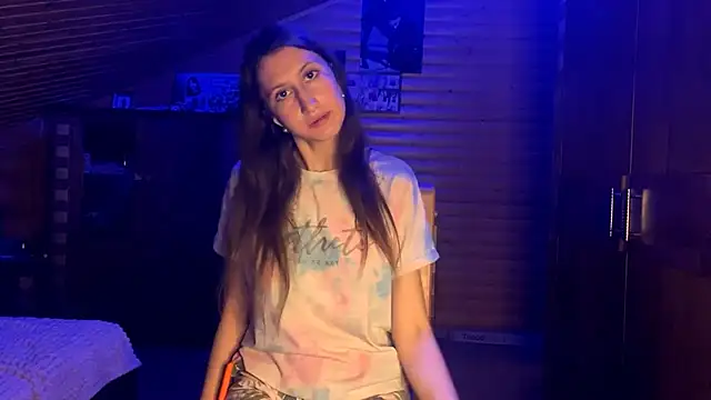 Shyselly online show from September 26, 7:40 pm