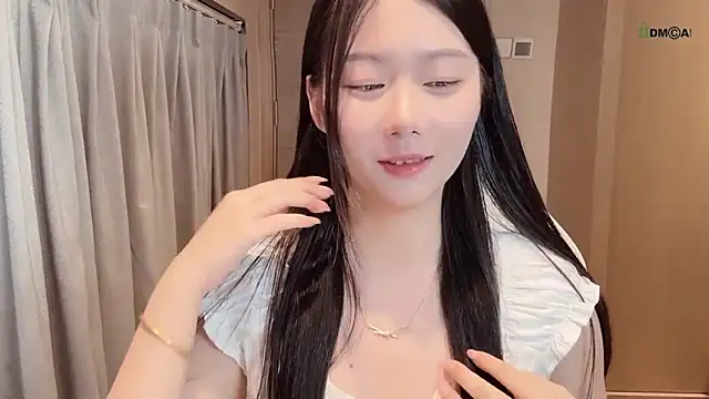 Snapshot of Makinghappymyself_ chatting on October 26, 8:20 am Makinghappymyself online show from October 26, 8:20 am