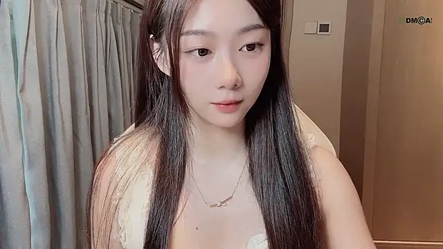 Snapshot of Makinghappymyself_ chatting on December 14, 2:28 am Makinghappymyself online show from December 14, 2:28 am