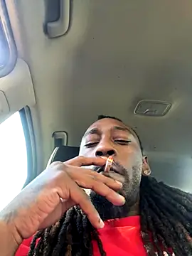 Snapshot of Scattyboo chatting on November 13, 6:40 pm Scattyboo online show from November 13, 6:40 pm