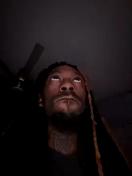 Snapshot of Scattyboo chatting on December 5, 8:23 am Scattyboo online show from December 5, 8:23 am