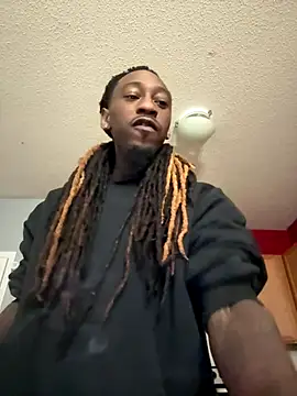 Snapshot of Scattyboo chatting on December 15, 8:40 am Scattyboo online show from December 15, 8:40 am