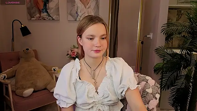 Snapshot of Ginger_Emma chatting on October 2, 8:38 pm Ginger Emma online show from October 2, 8:38 pm