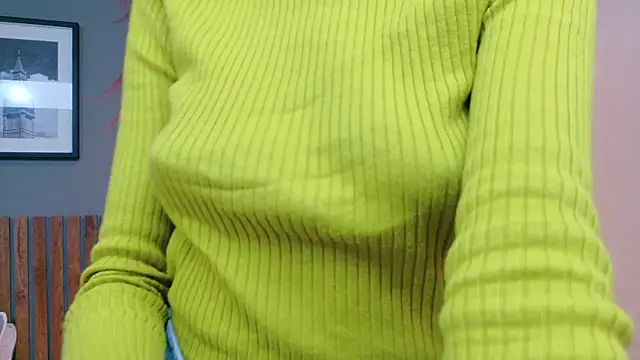 Snapshot of luna_roja25 chatting on October 1, 1:28 pm luna roja25 online show from October 1, 1:28 pm