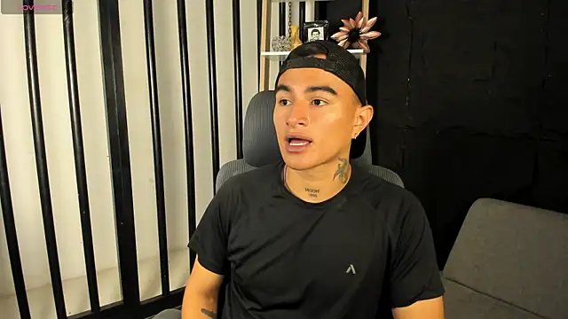 LiamDeep online show from September 19, 1:18 am