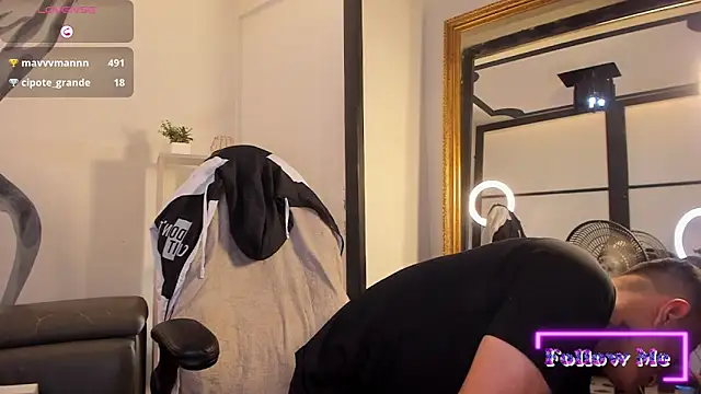 LiamDeep online show from November 30, 3:49 pm